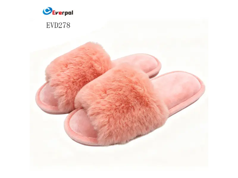 Женски пантофли за спална соба во затворена куќа Fuzzy Fur